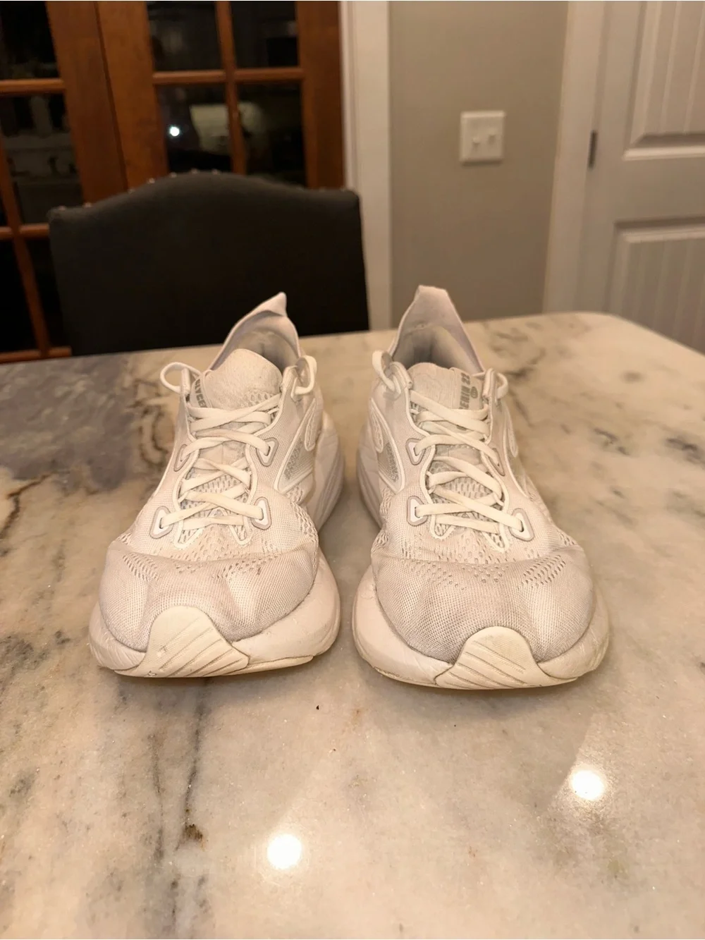 Brooks Size 10 White Women's Running Sneakers